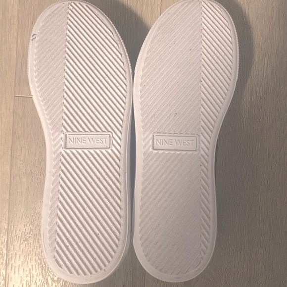 Nine West platform shoes - Picture 4 of 7